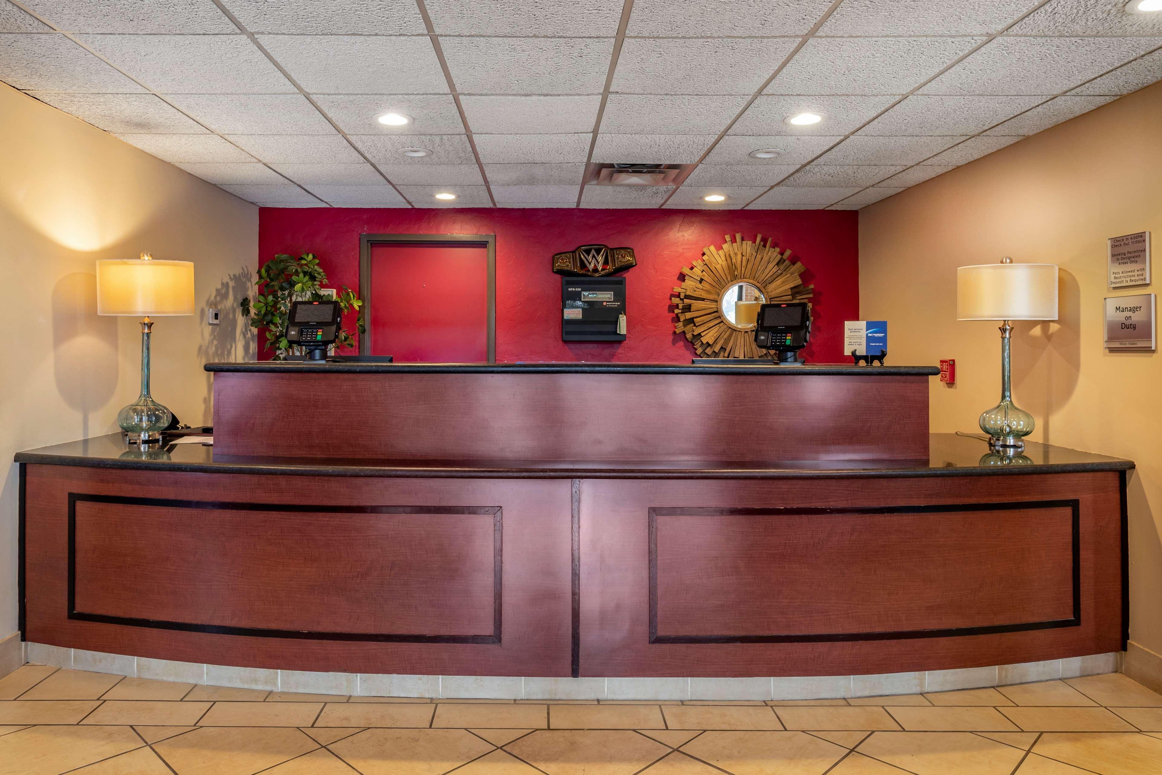 Inn At Coushatta Kinder Exterior photo
