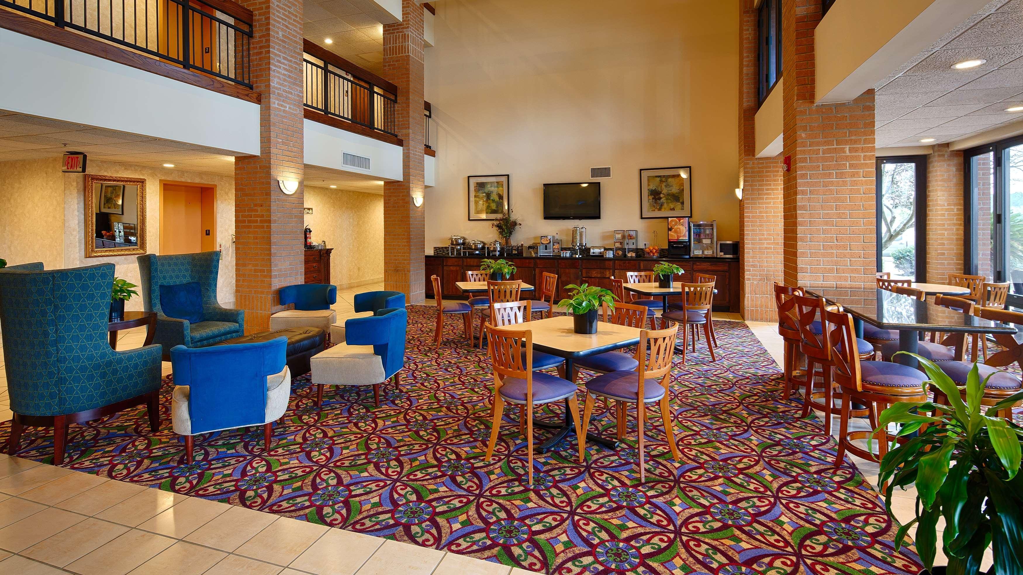 Inn At Coushatta Kinder Exterior photo