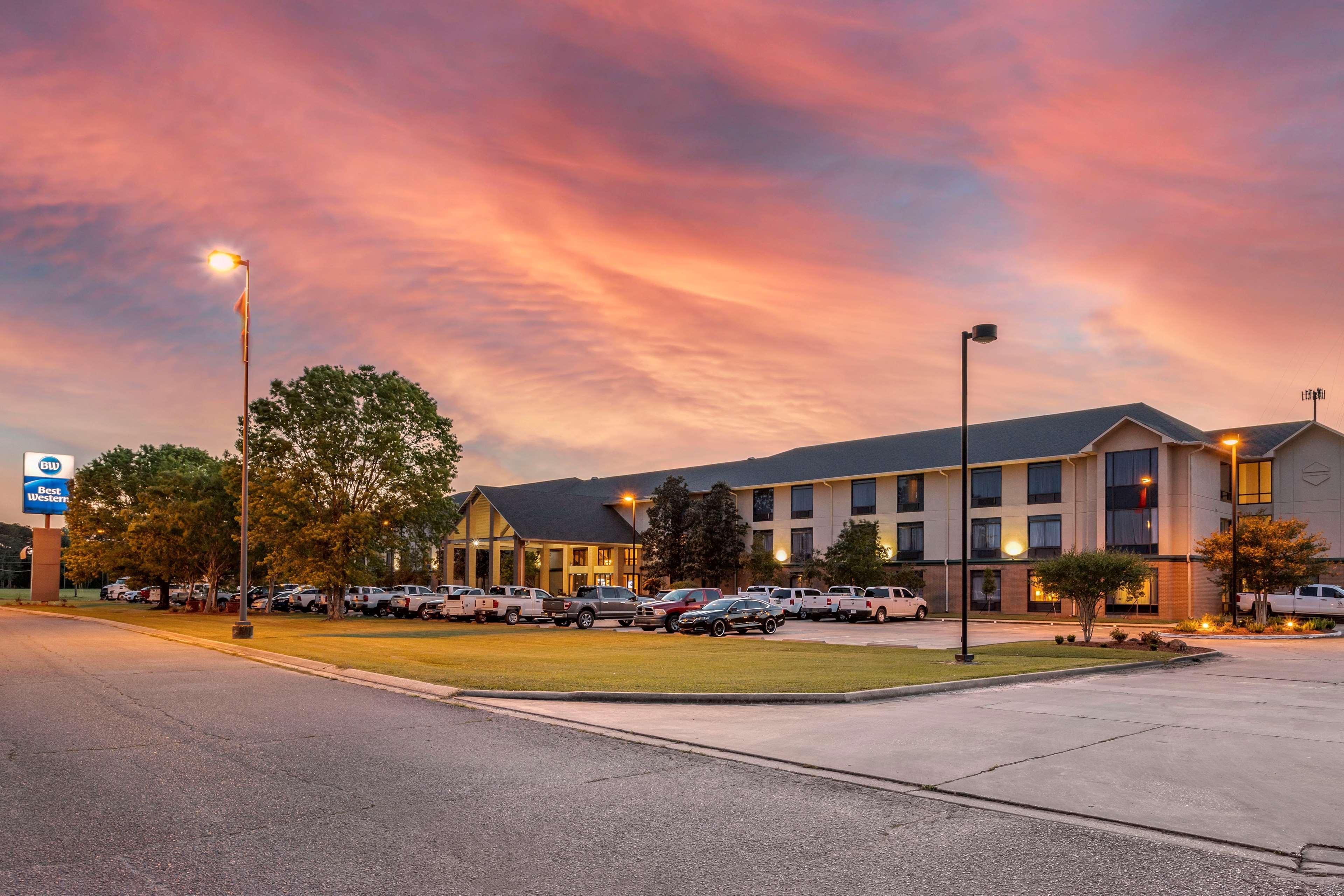 Inn At Coushatta Kinder Exterior photo